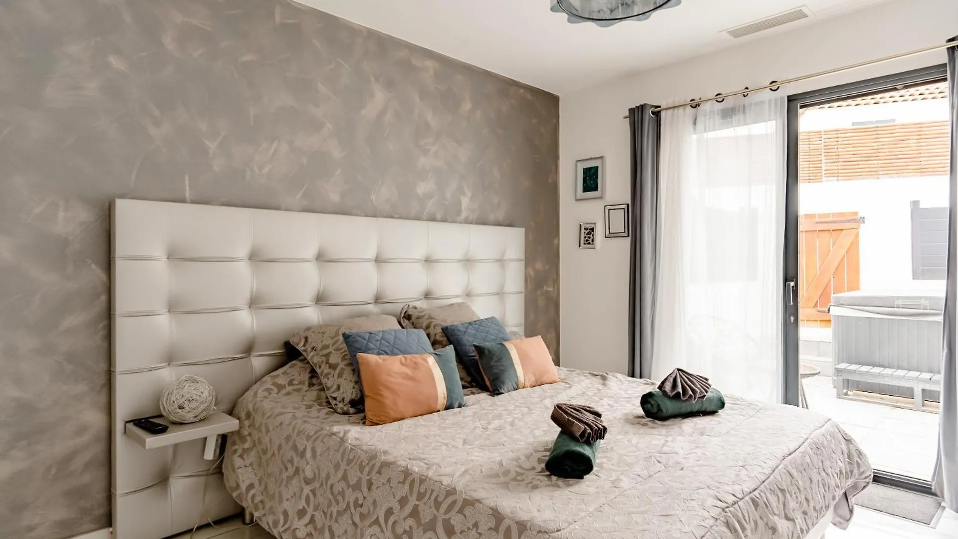 Phuket Bed & Breakfast Peypin
